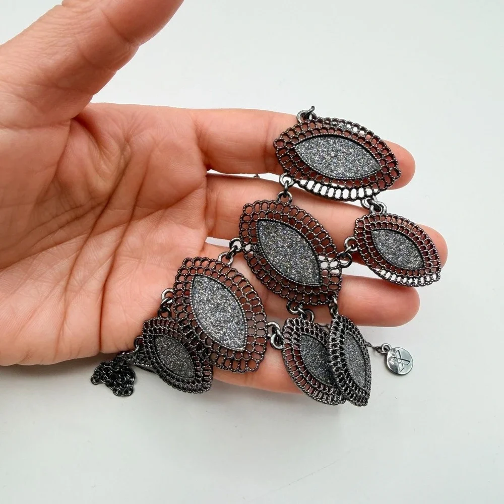 Vintage 90s Bib Necklace Gunmetal Shimmer Silver Marquise Statement Boho Jewelry